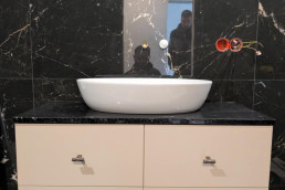 Meble łazienkowe, szafka pod umywalką